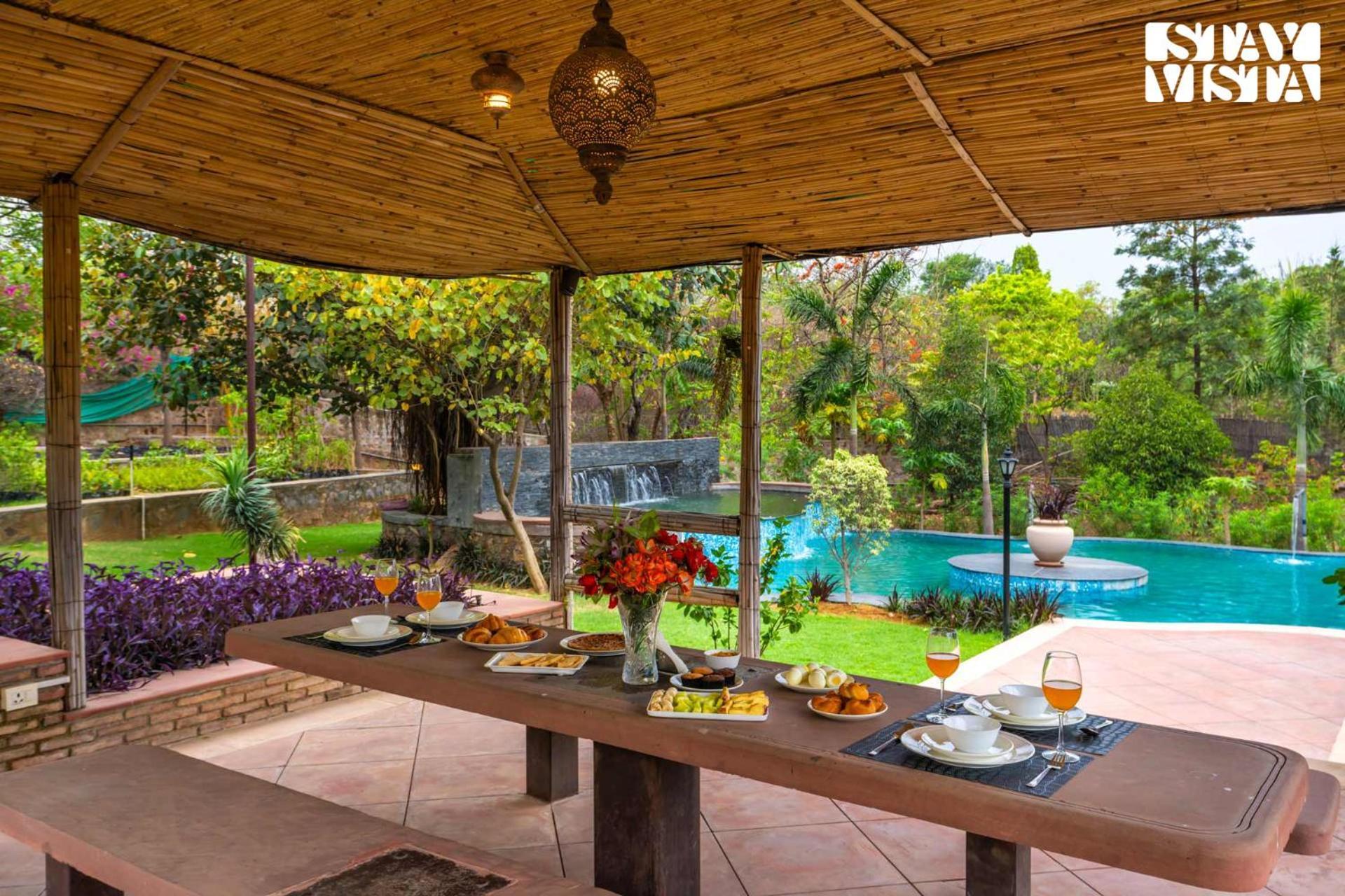 Stayvista At Maple Farms With Pool, Bbq & Bonfire Sohna Εξωτερικό φωτογραφία