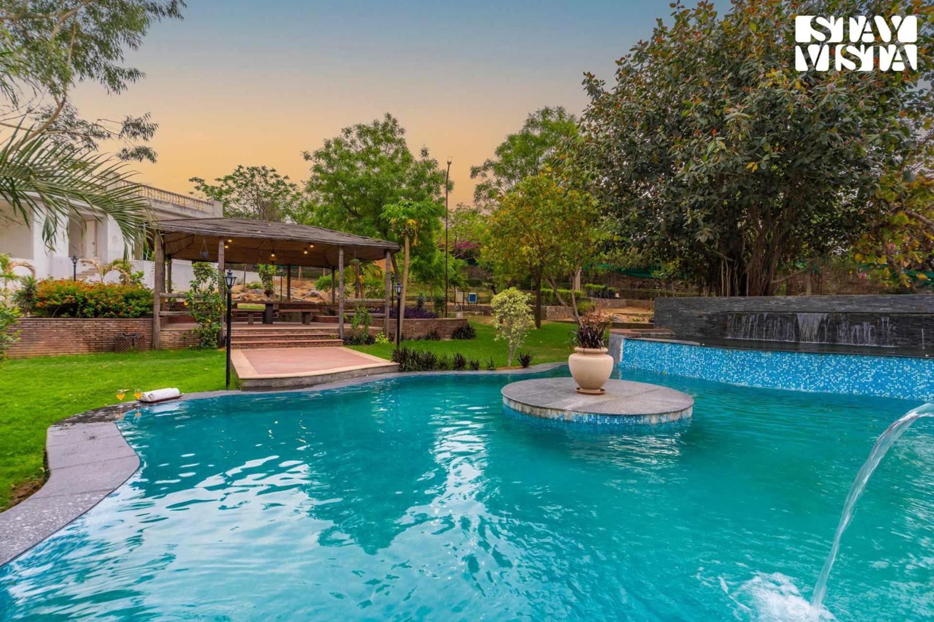 Stayvista At Maple Farms With Pool, Bbq & Bonfire Sohna Εξωτερικό φωτογραφία
